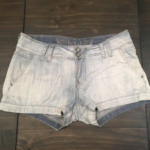 Light Wash Denim Jean Shorts, Snap Pockets
